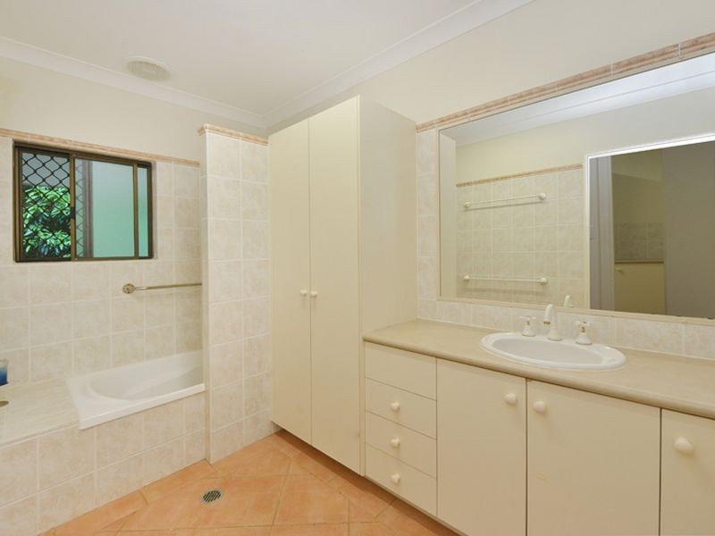 44-50 Harvey Road, Redlynch QLD 4870