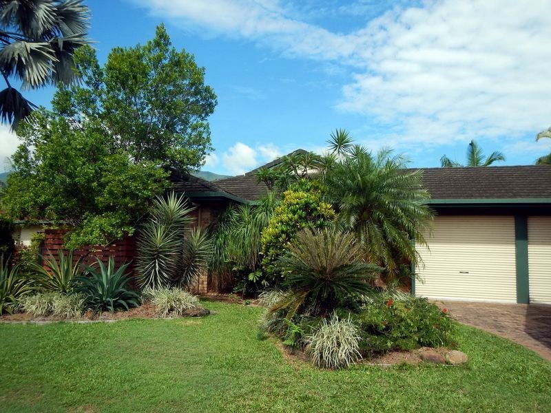 11 Greenford Close, Brinsmead QLD 4870