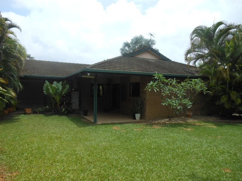 11 Greenford Close, Brinsmead QLD 4870