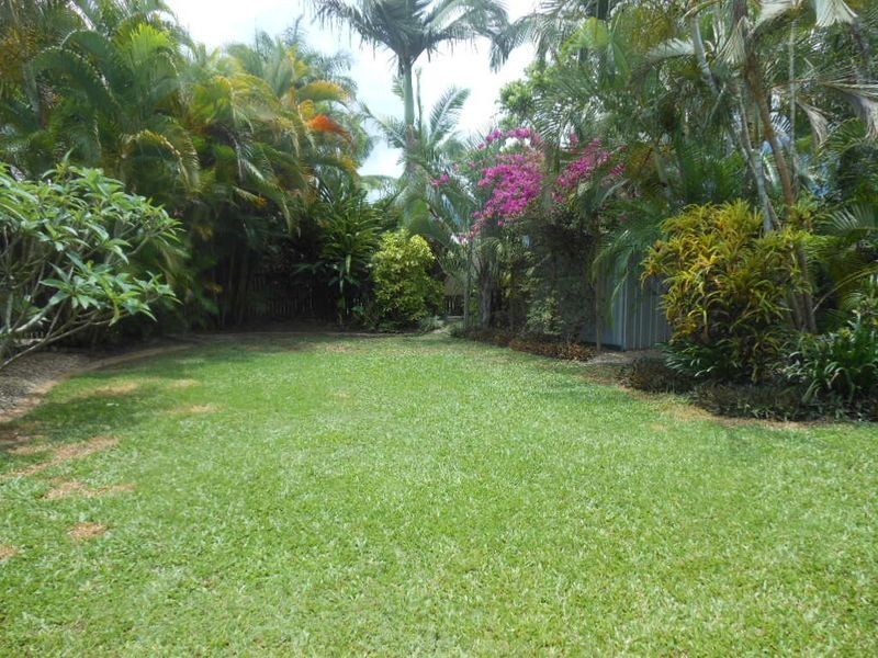 11 Greenford Close, Brinsmead QLD 4870