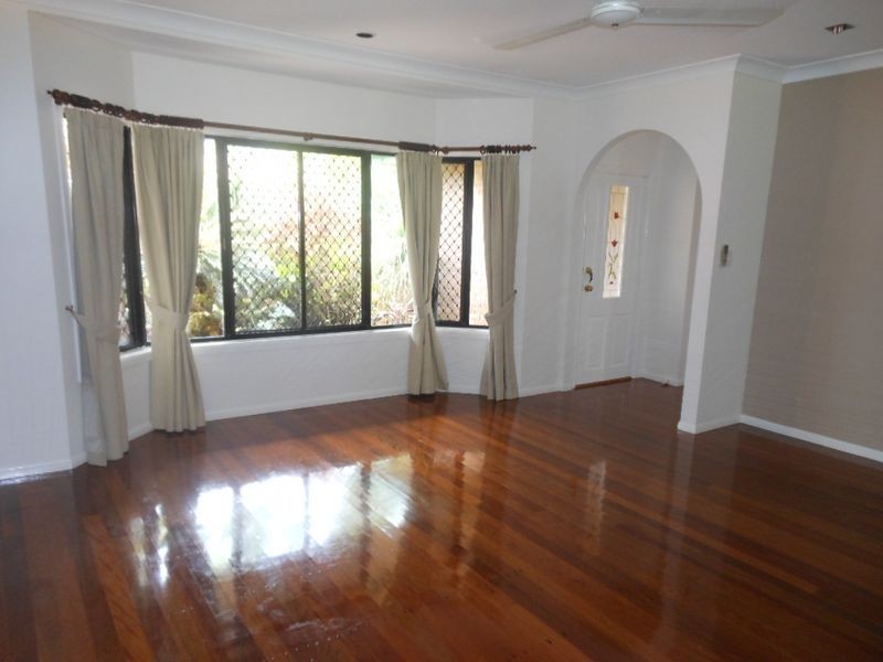 11 Greenford Close, Brinsmead QLD 4870