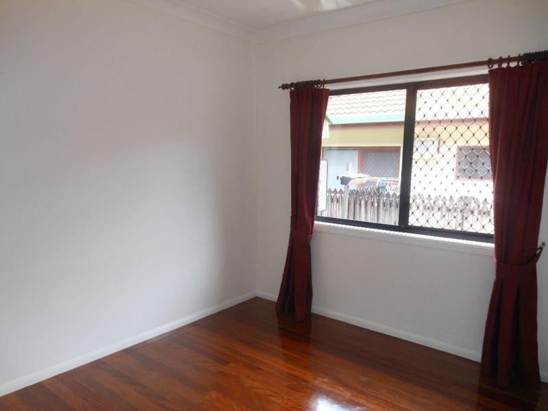 11 Greenford Close, Brinsmead QLD 4870