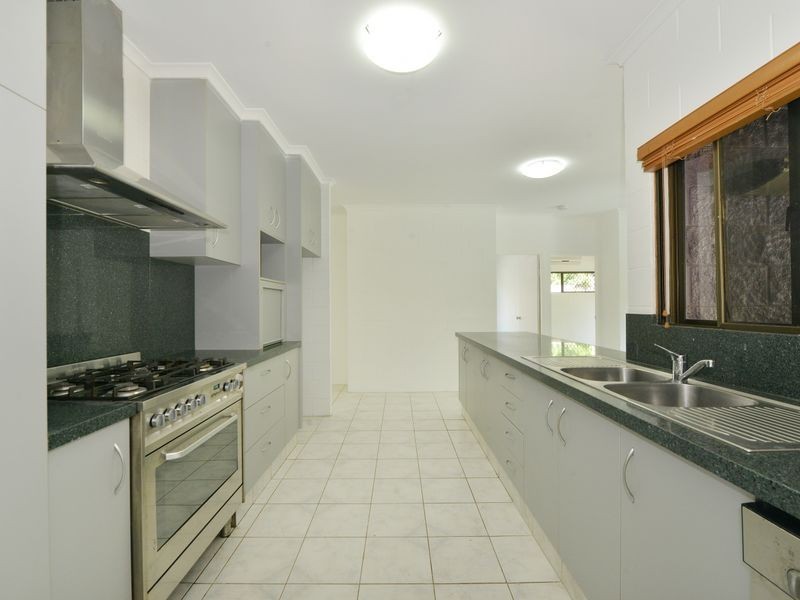 50 Hobson Drive, Brinsmead QLD 4870