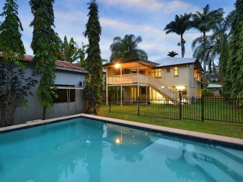 14 Barr Street, Earlville QLD 4870