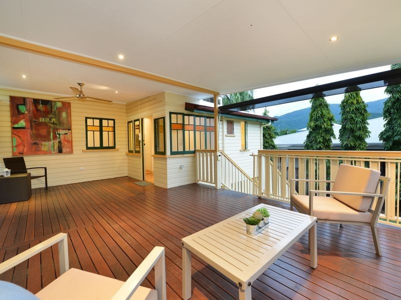 14 Barr Street, Earlville QLD 4870