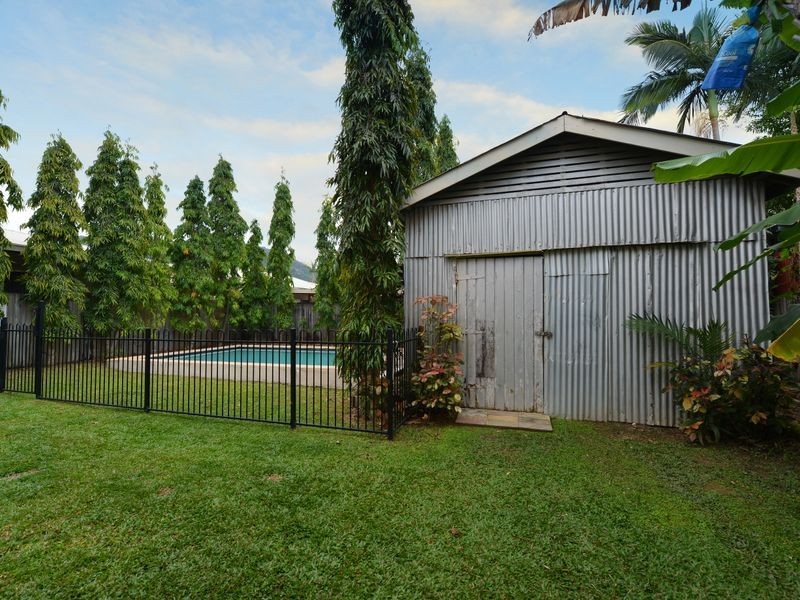 14 Barr Street, Earlville QLD 4870
