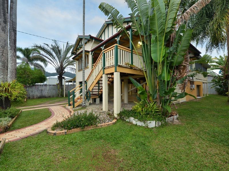 14 Barr Street, Earlville QLD 4870