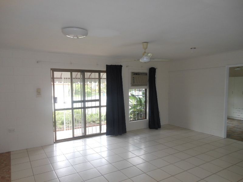 2/113 Jensen Street, Edge Hill QLD 4870