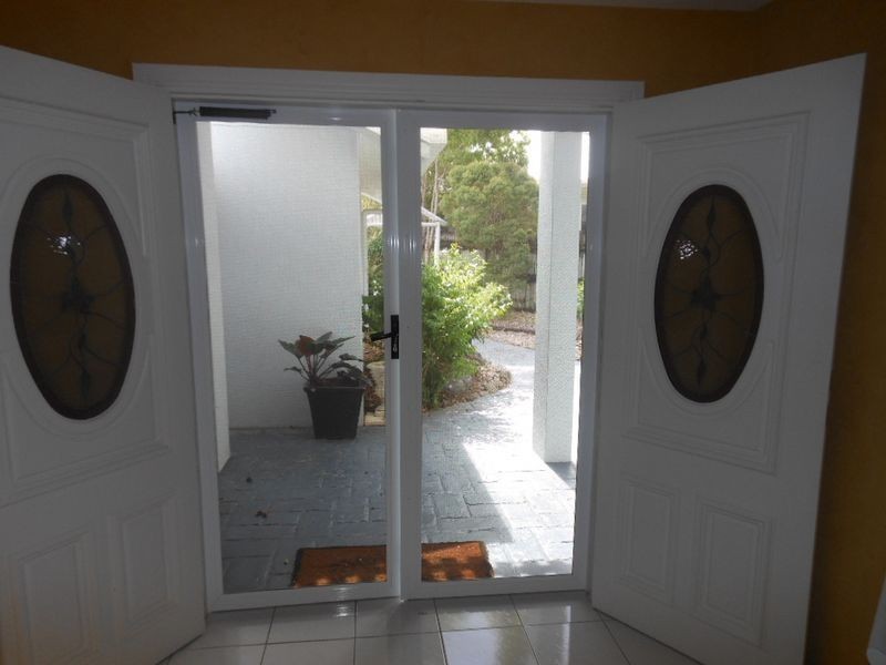 2 Isle Close, Clifton Beach QLD 4879