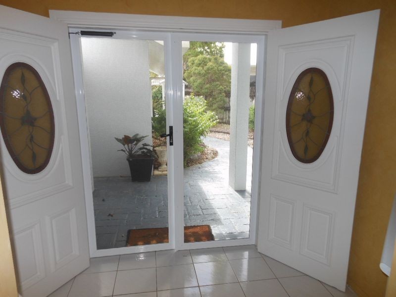 2 Isle Close, Clifton Beach QLD 4879