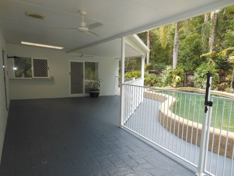 2 Isle Close, Clifton Beach QLD 4879