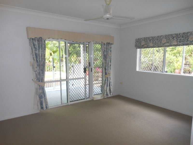 2 Isle Close, Clifton Beach QLD 4879