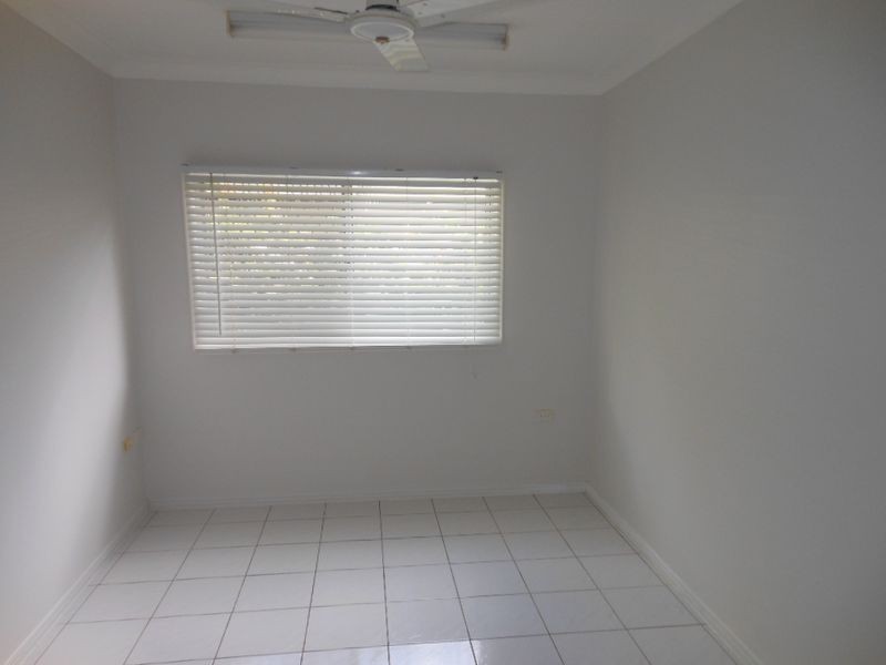 2 Isle Close, Clifton Beach QLD 4879