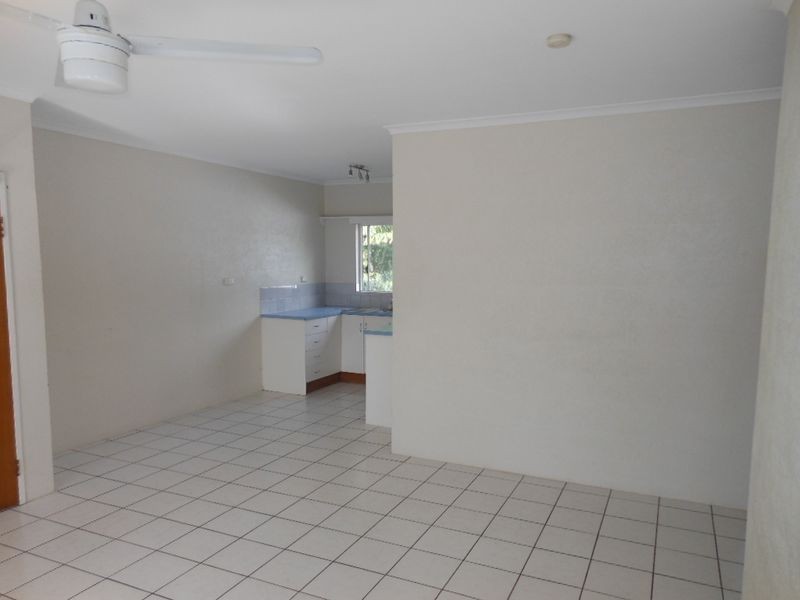 30/52 Pease Street, Manoora QLD 4870