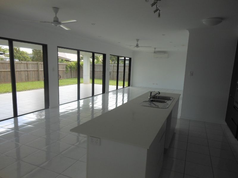 27 Galeandra Close, Edmonton QLD 4869