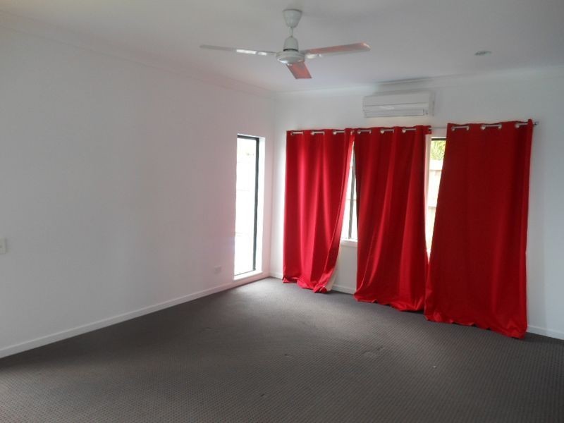 27 Galeandra Close, Edmonton QLD 4869