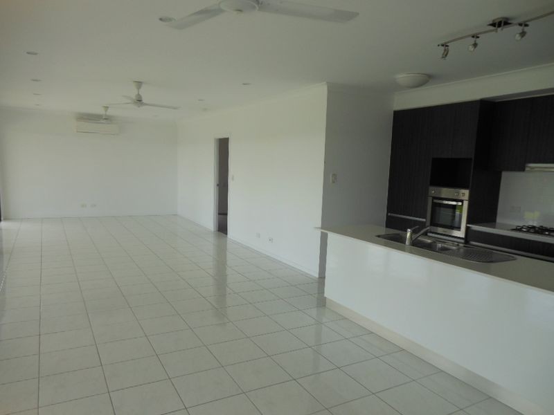 27 Galeandra Close, Edmonton QLD 4869