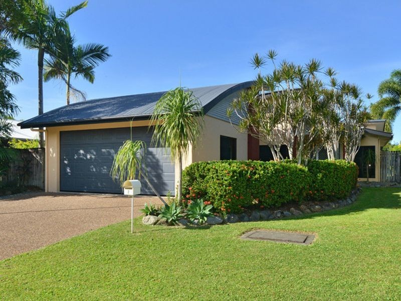 2 Bingil Close, Kewarra Beach QLD 4879