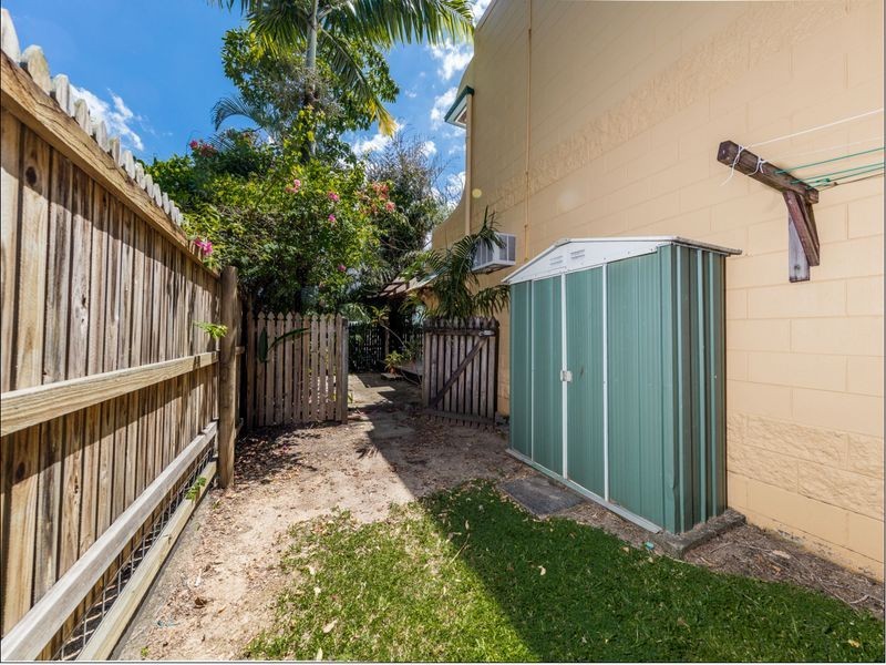 18/404 McCoombe Street, Mooroobool QLD 4870