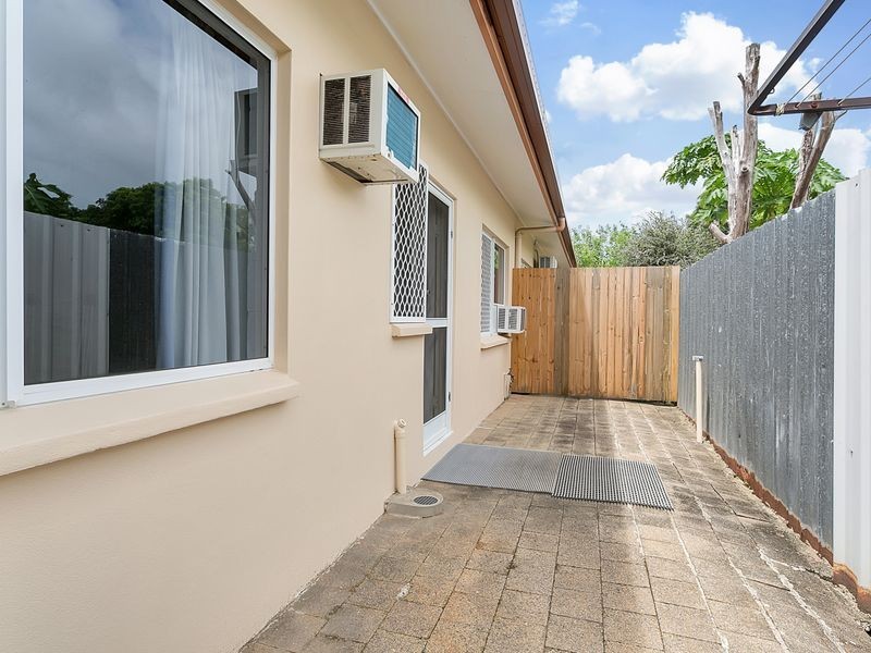 2/24 Hill Street, Manunda QLD 4870