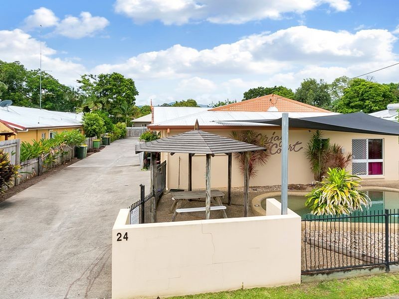 2/24 Hill Street, Manunda QLD 4870