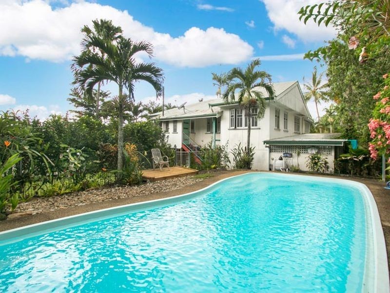 84 Macilwraith Street, Manoora QLD 4870