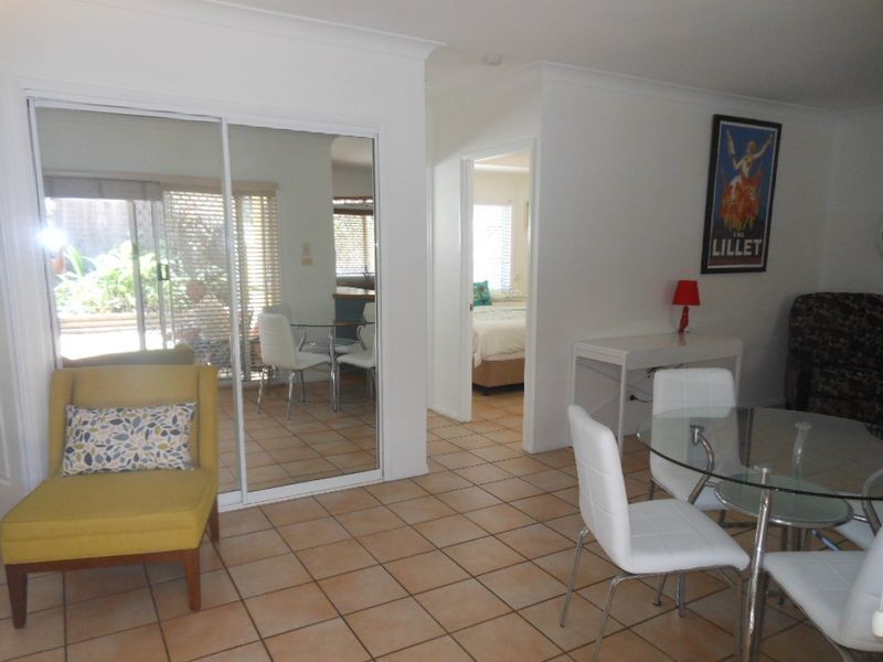 2/42 Mason Street, Stratford QLD 4870