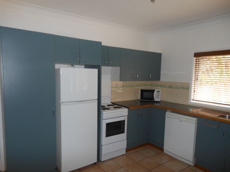 2/42 Mason Street, Stratford QLD 4870