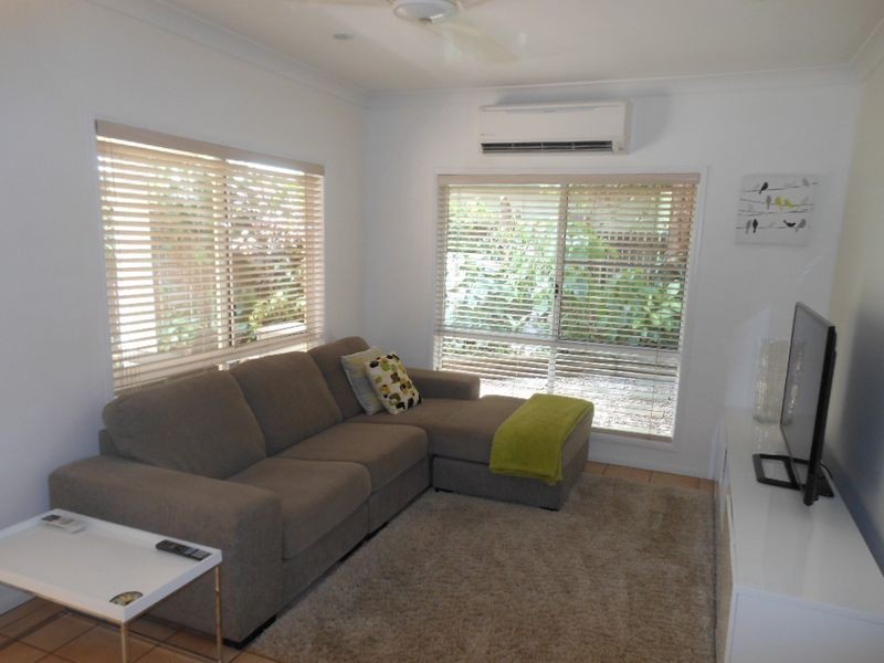 2/42 Mason Street, Stratford QLD 4870