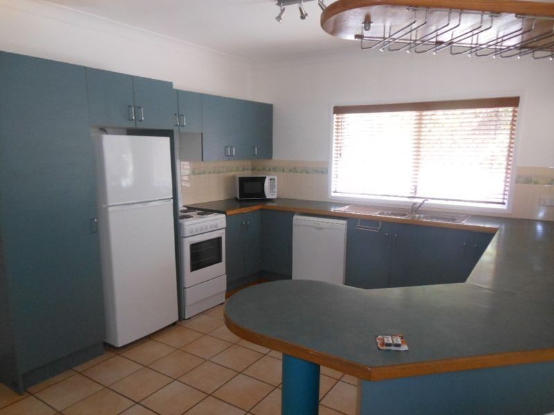 2/42 Mason Street, Stratford QLD 4870