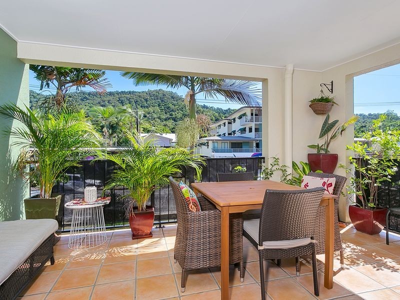3/111 Collins Avenue, Edge Hill QLD 4870