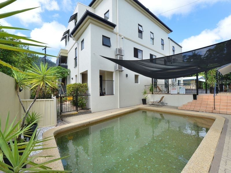 3/111 Collins Avenue, Edge Hill QLD 4870