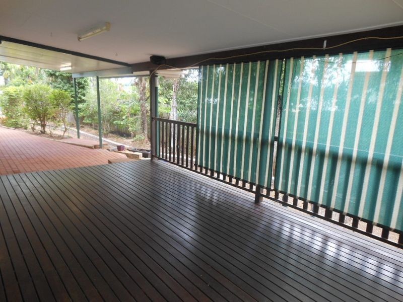 8 Bolwarra Close, Redlynch QLD 4870