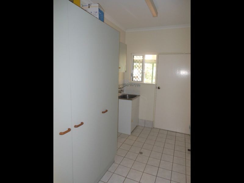 8 Bolwarra Close, Redlynch QLD 4870