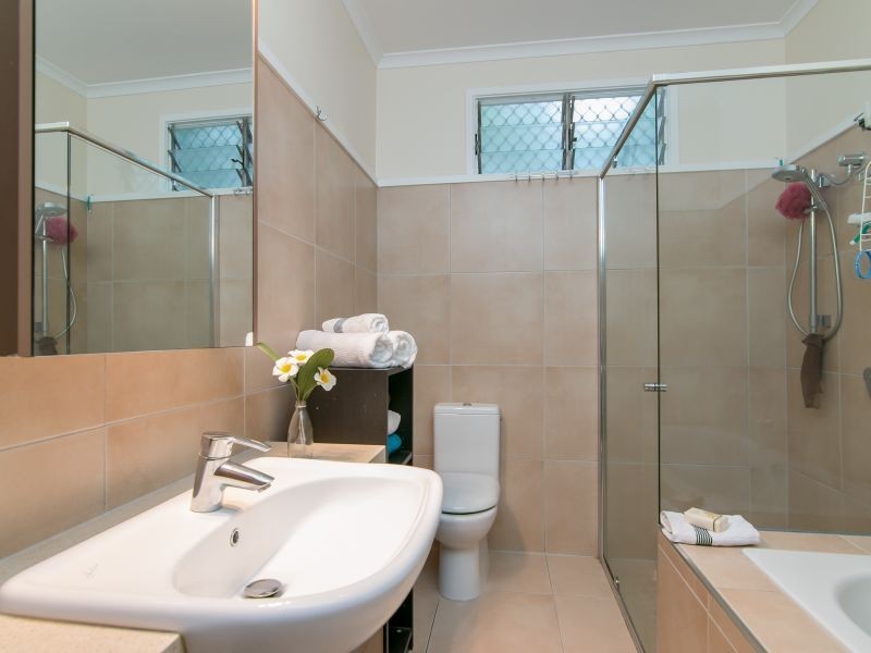 6 Avon Street, Stratford QLD 4870