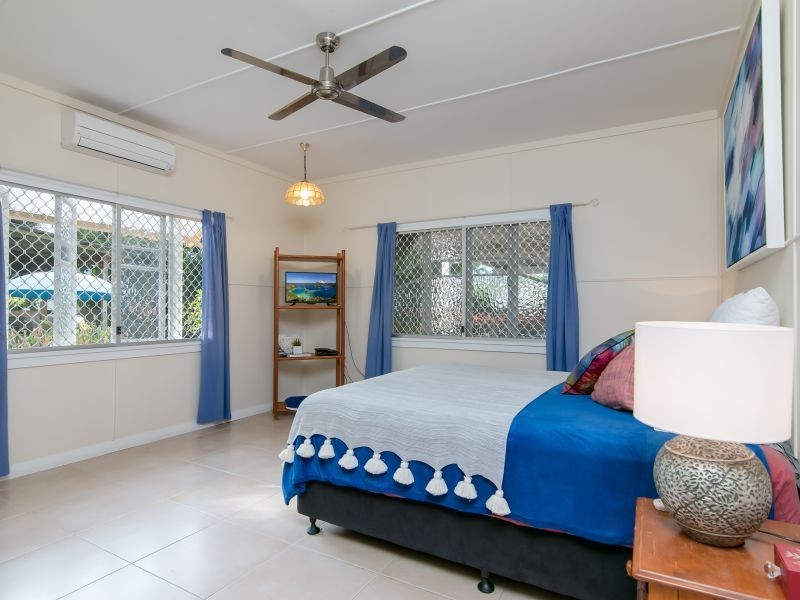 6 Avon Street, Stratford QLD 4870