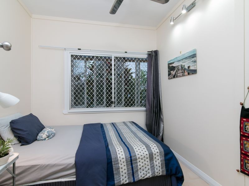 6 Avon Street, Stratford QLD 4870