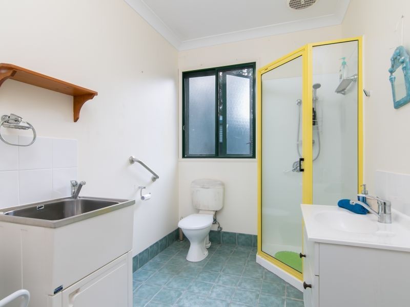 6 Avon Street, Stratford QLD 4870