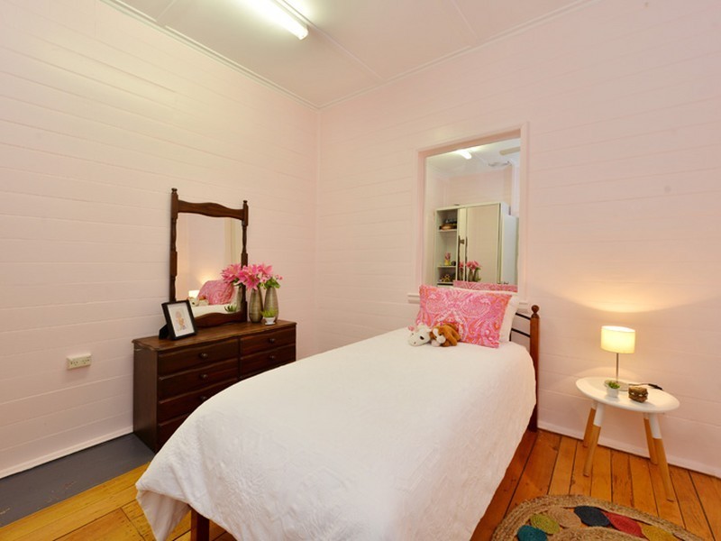 279-281 Kamerunga Road, Freshwater QLD 4870