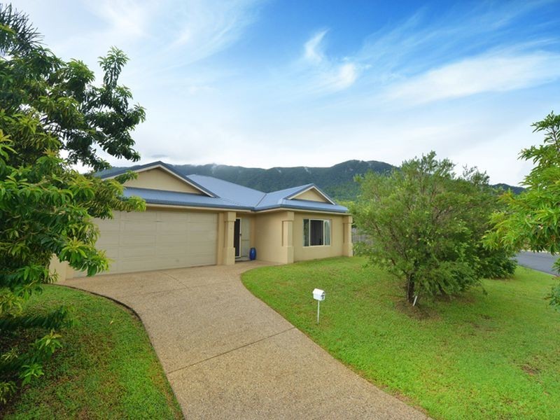 2 Norfolk Circuit, Redlynch QLD 4870