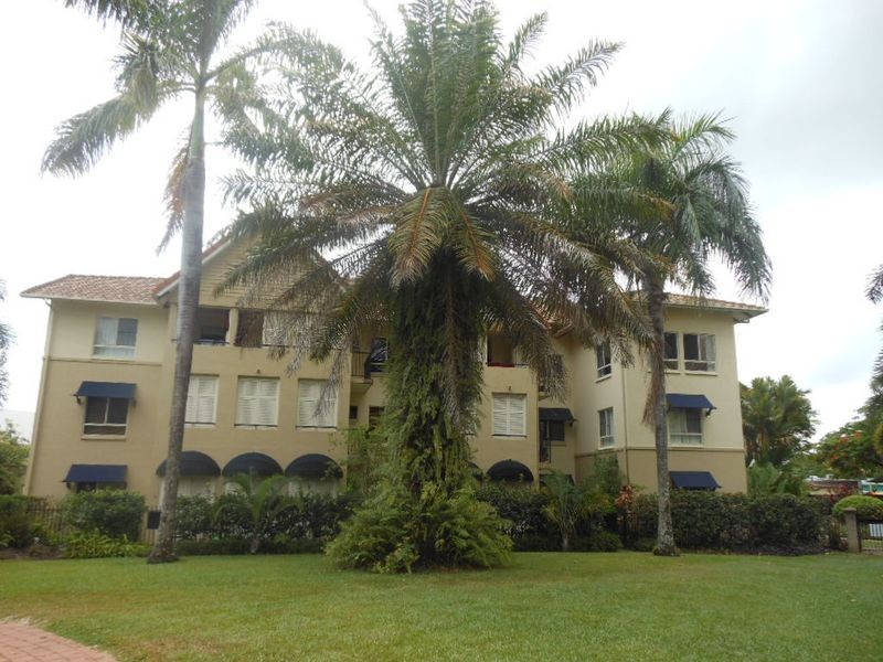 314/2 Greenslopes  Street, Cairns North QLD 4870