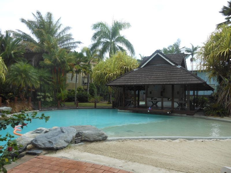 314/2 Greenslopes  Street, Cairns North QLD 4870