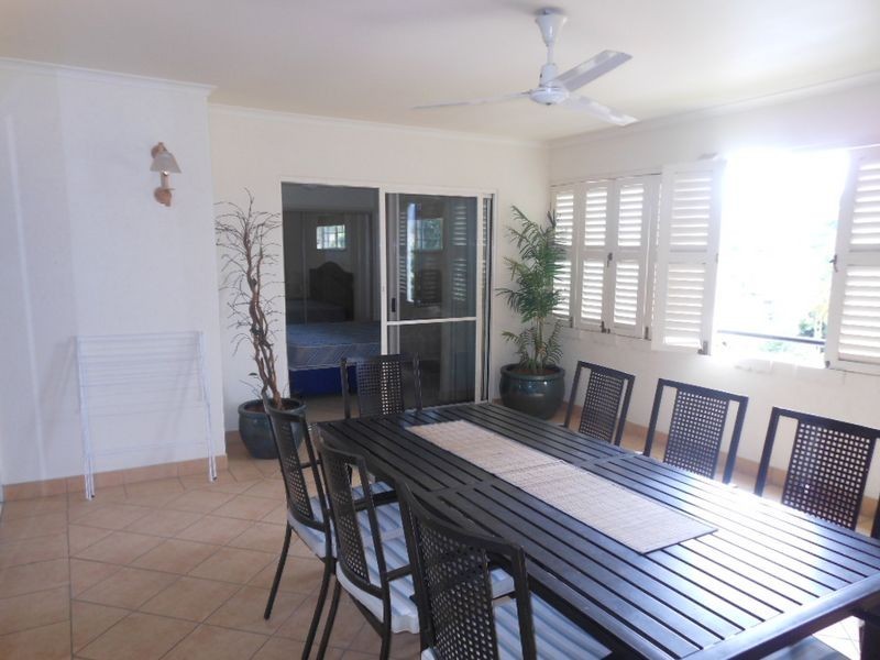 314/2 Greenslopes  Street, Cairns North QLD 4870