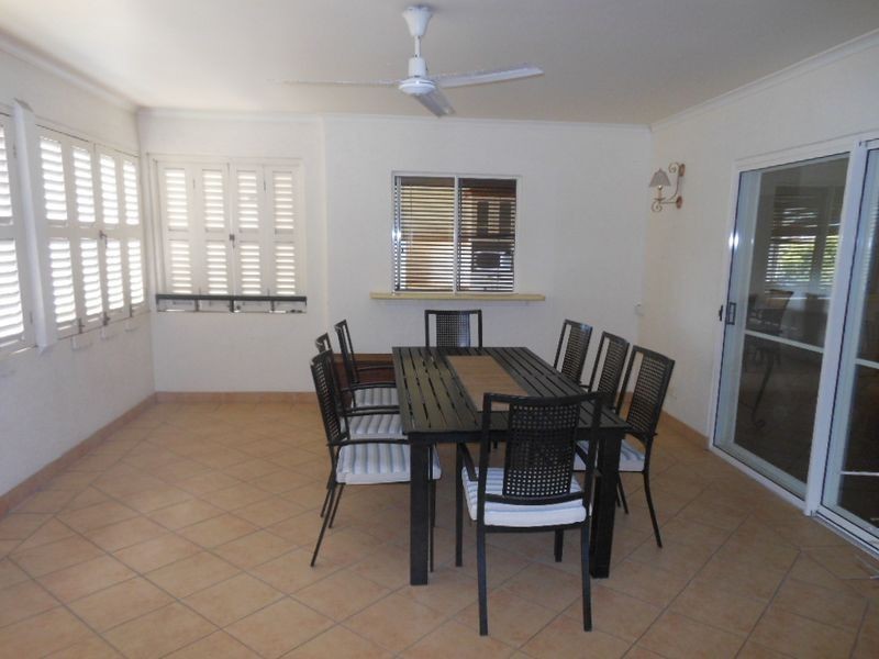 314/2 Greenslopes  Street, Cairns North QLD 4870