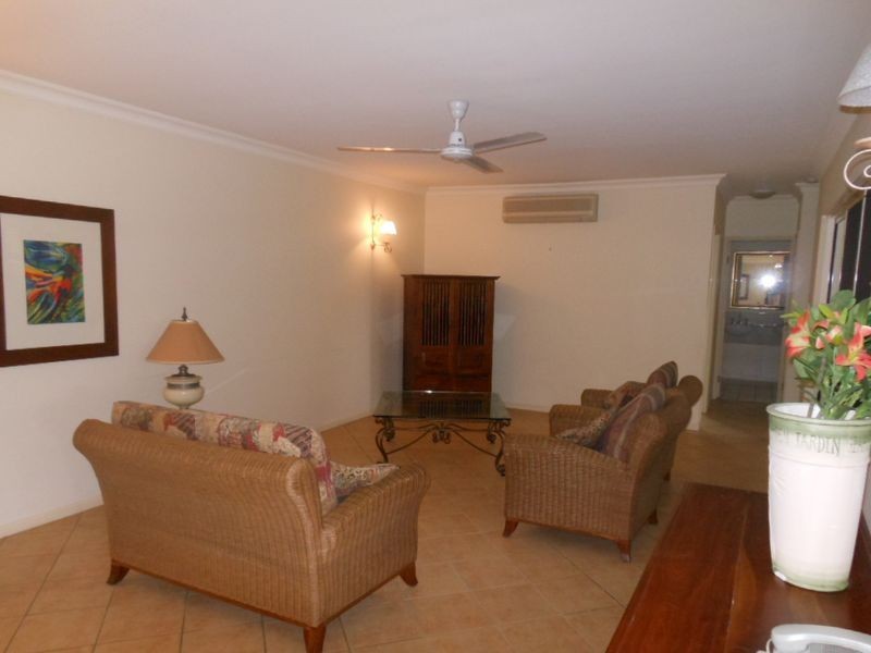 314/2 Greenslopes  Street, Cairns North QLD 4870