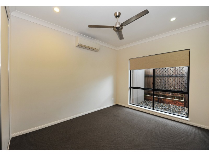 14 Raffles Avenue, Redlynch QLD 4870