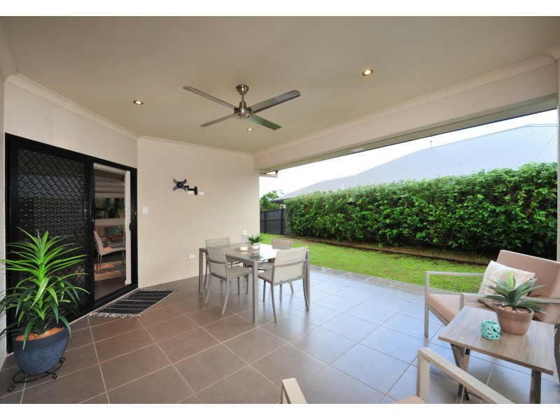 14 Raffles Avenue, Redlynch QLD 4870