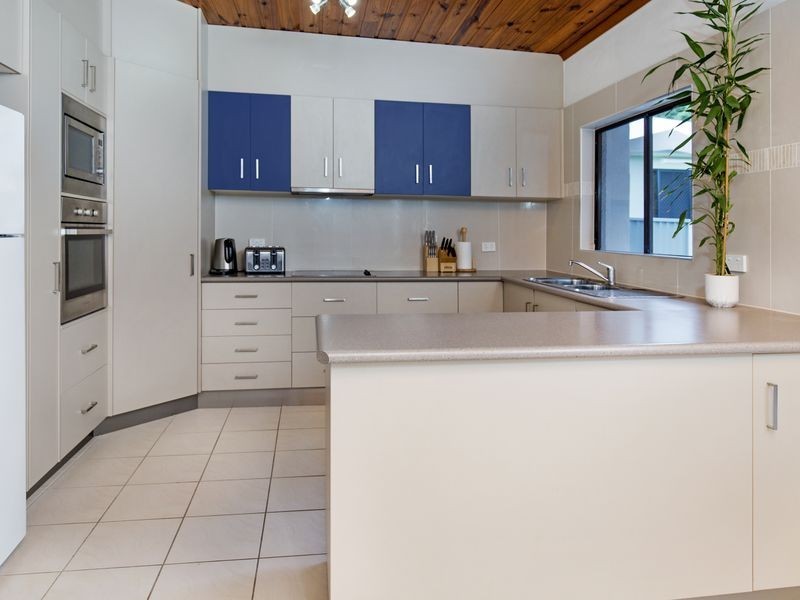 58 Park Street, Bayview Heights QLD 4868
