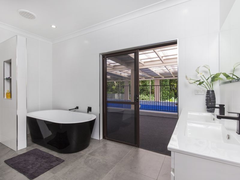 58 Park Street, Bayview Heights QLD 4868