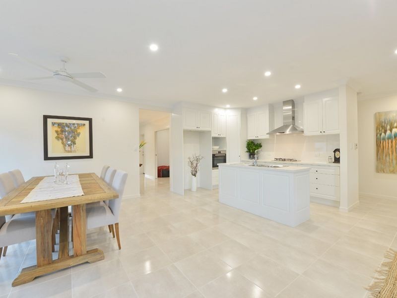 1 Temora Close, Edge Hill QLD 4870